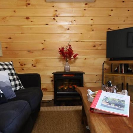 Cabin At The Cove At Watauga Lake Butler Exteriér fotografie